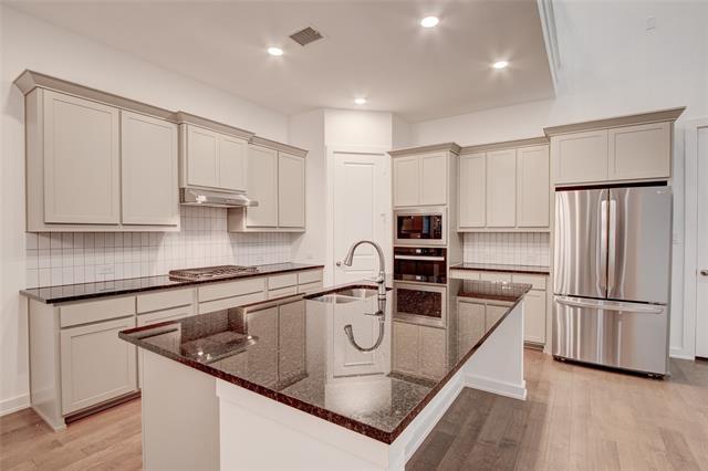 Photo - 724 Kendall Ln