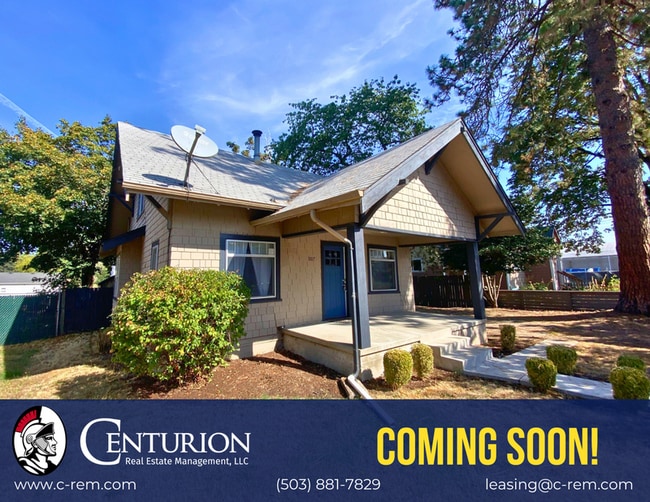 Building Photo - 1017 Elm St NW