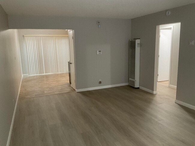 Photo - 1108 W 5th St Unit 2