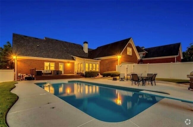 Building Photo - 1408 Aramore Dr SE Rental