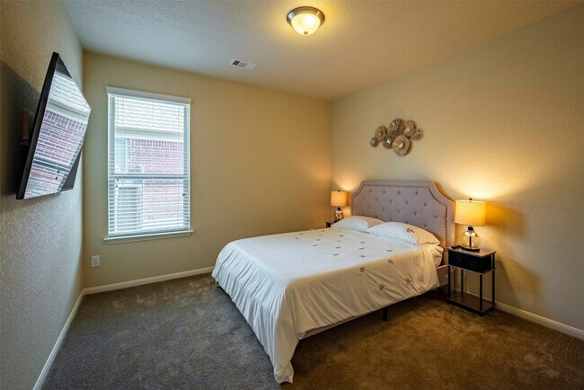 Photo - 4423 Hidden Oaks Wy