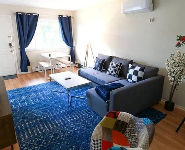 Building Photo - 1596 Jones Dr Unit Jones Drive