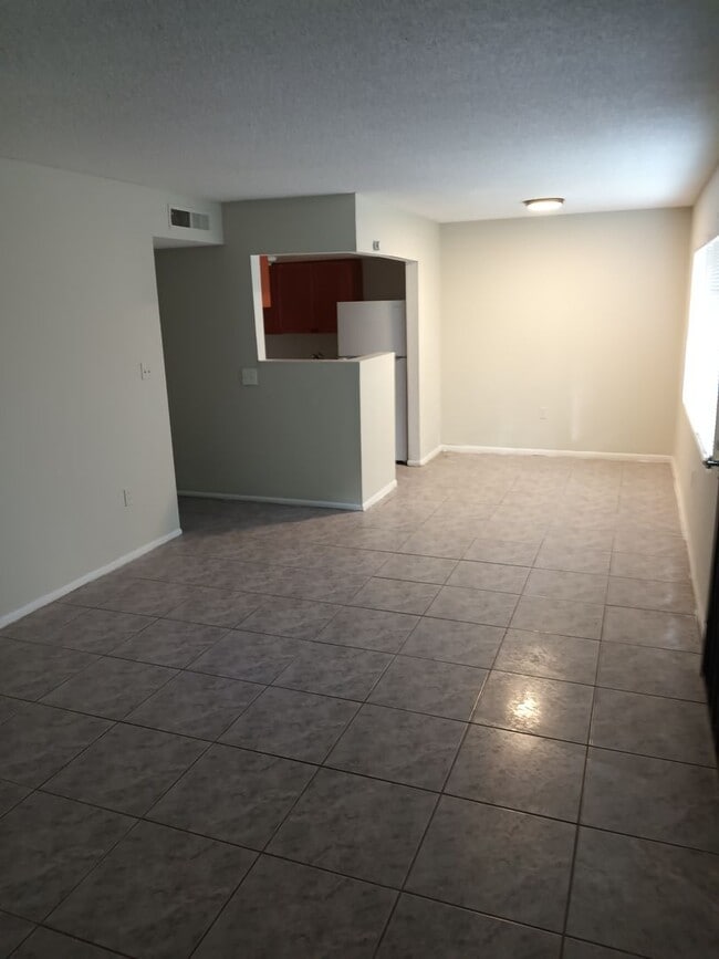 Photo - 1424 Holden Ave Unit B