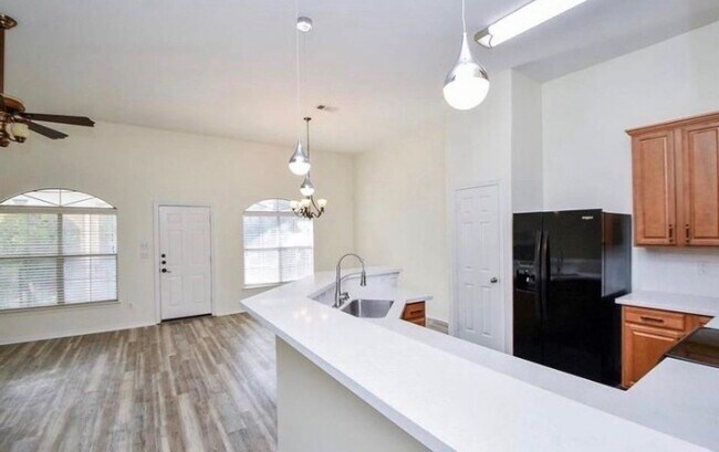 Photo - 12755 Mill Ridge Dr Unit 905
