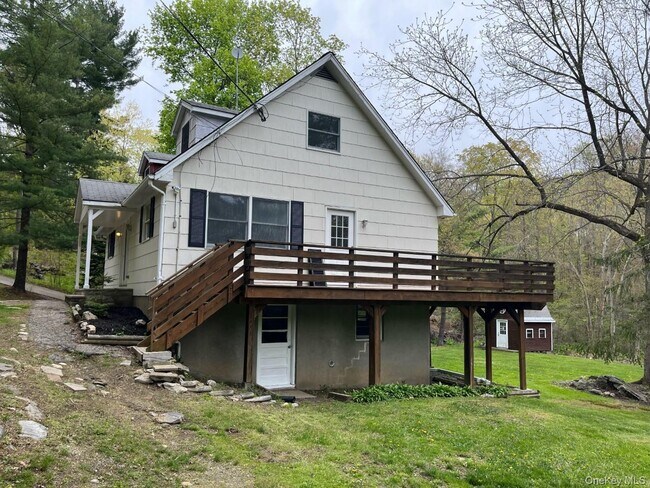 Photo - 140 Bullet Hole Rd