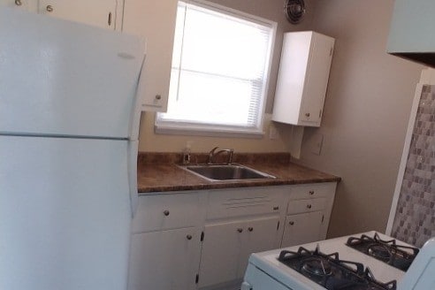 Building Photo - 2809 W 13 Mile Rd Unit #3