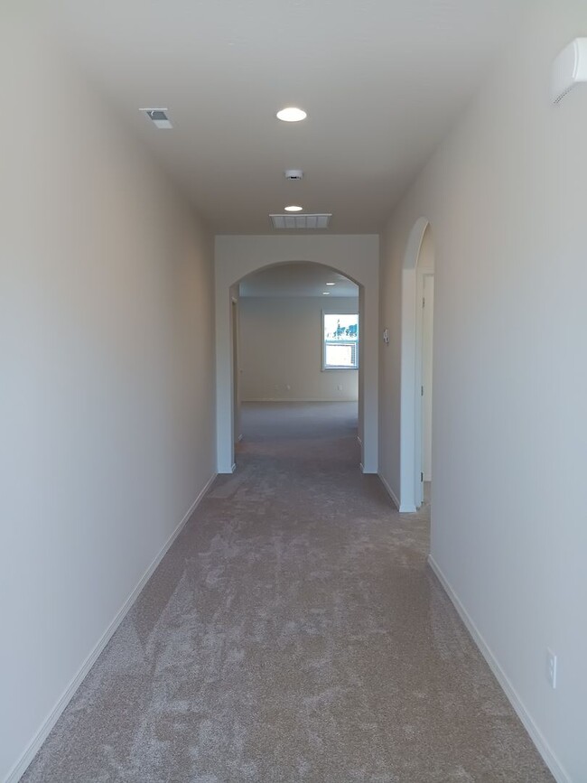 Photo - New House Never Been Lived In Is Waiting F...