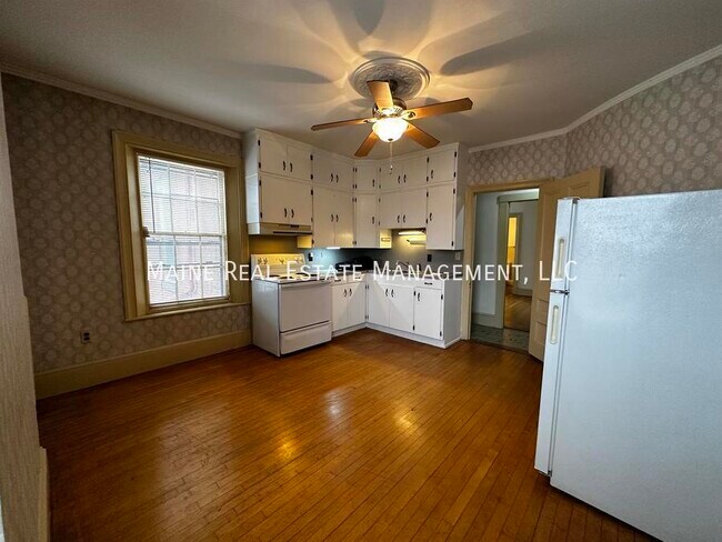 Photo - 79 Broadway Unit 2