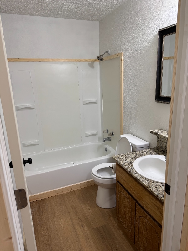 Photo - 1102 SE 10th St