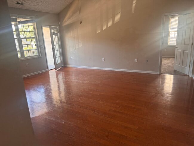 Photo - 4030 Bardstown Ct Unidad 201