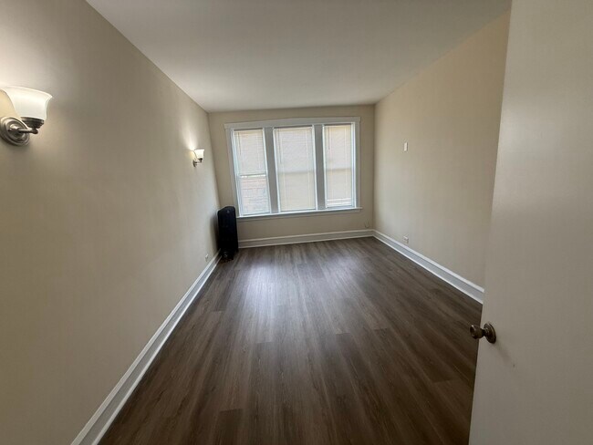 Photo - 2206 S 57th Ave Unit 6