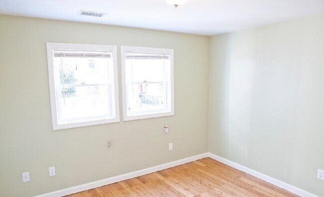 Photo - 23 Evergreen St Unidad 2