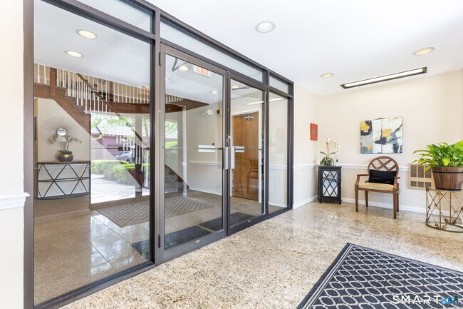 Photo - 25 Stanley St Unit B6