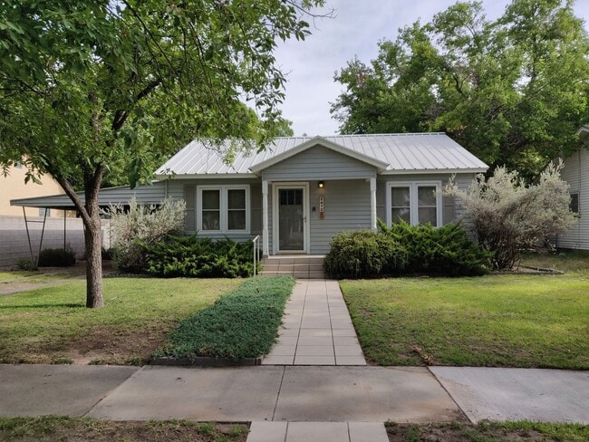 Building Photo - 1 Bed 1 Bath Home with Office Space