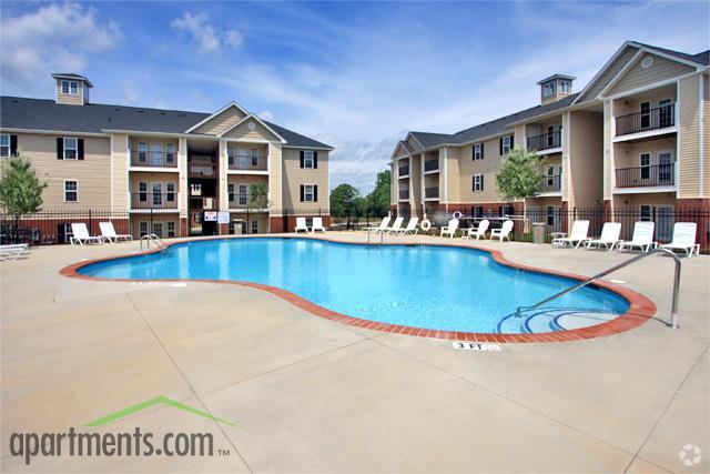 The Pointe At Robinhood Village Apartments For Rent In Winston Salem Nc Forrent Com