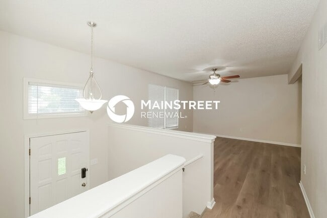 Photo - 3 Bedroom Pet-Friendly Home in BLUE SPRING...