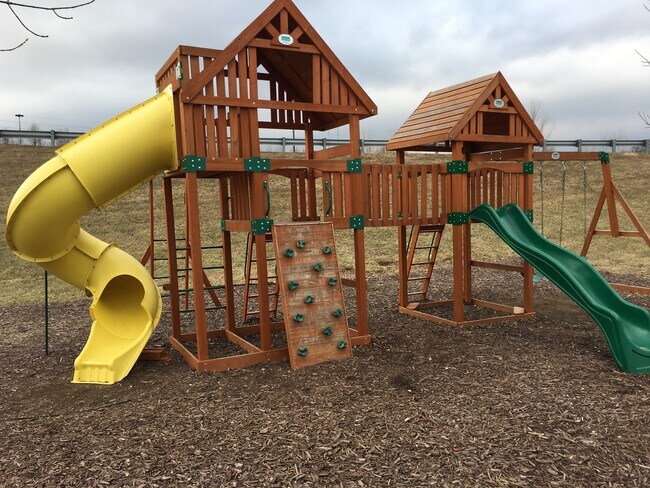 Photo - Holman Place Apartments