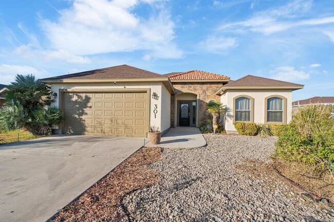 Building Photo - 301 Javier Dr
