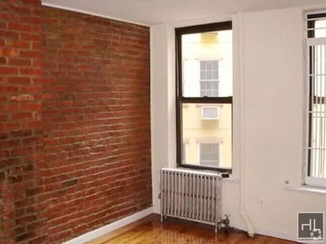 Building Photo - E 12TH ST. Unit PHW Rental