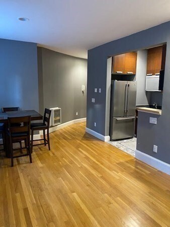 Photo - 121 Salem St Unidad 2C