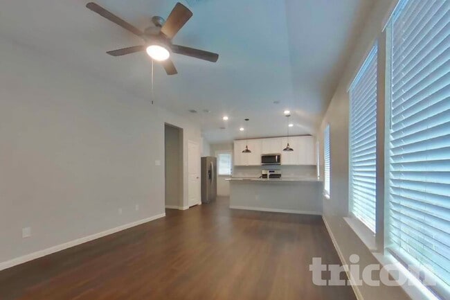 Photo - 6918 Scarlet Sagebrush St
