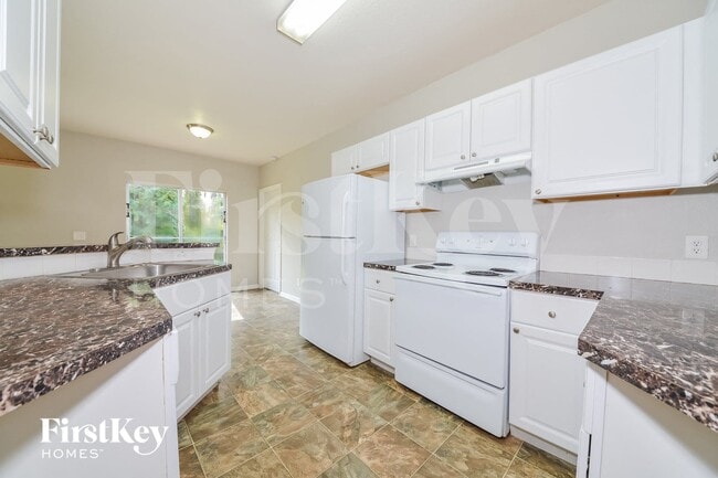 4448 N Biscayne Dr