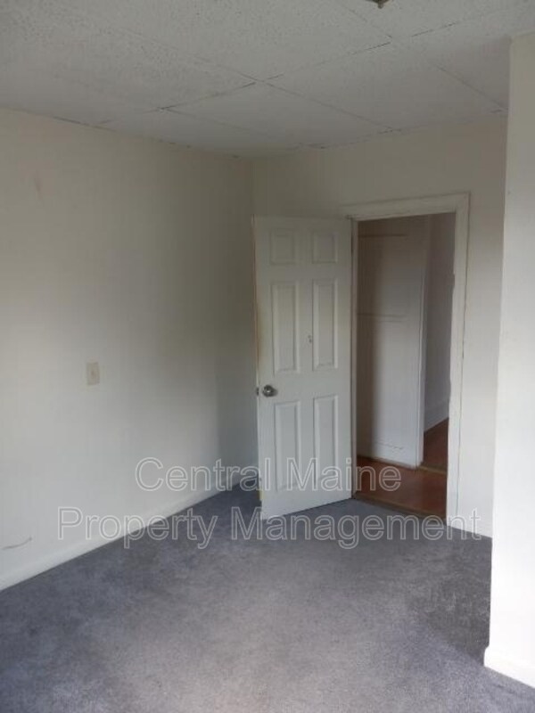 23 Oakland St Condo Unit 2 Condo for Rent in Waterville, ME