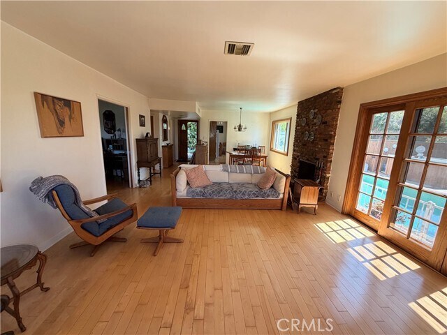 Photo - 3402 Henrietta Ave