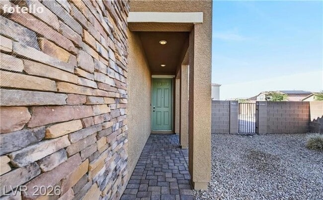 Photo - Gorgeous , 5 bedroom /3 Bath with huge backyard finished with pavers! Great location!