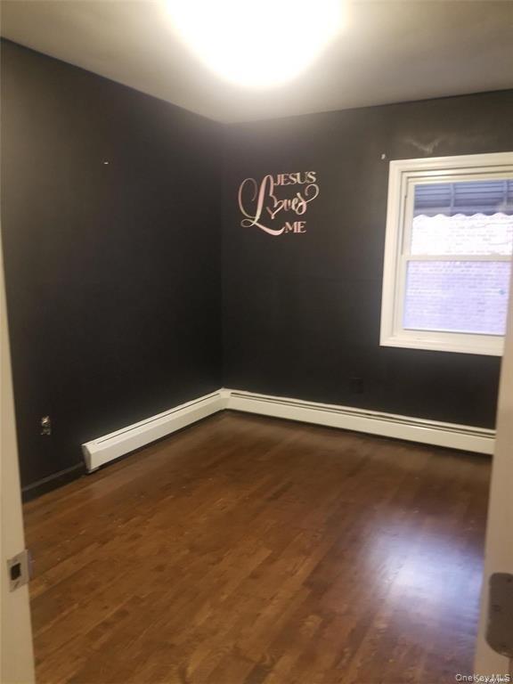 Photo - 99-01 216th St