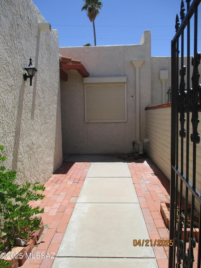 Photo - 8712 E Terrace Pl