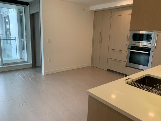 Photo - 519-455 SW Marine Drive Unit 519