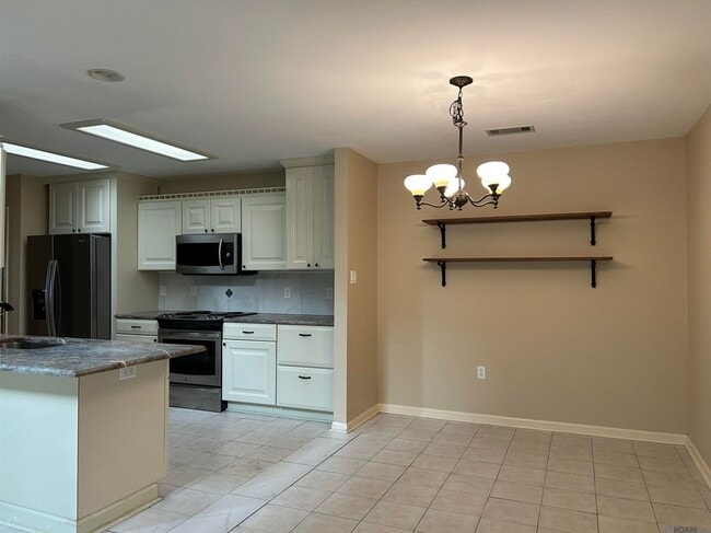 Photo - 5050 Stumberg Ln