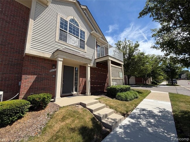 Photo - 1908 Flagstone Cir