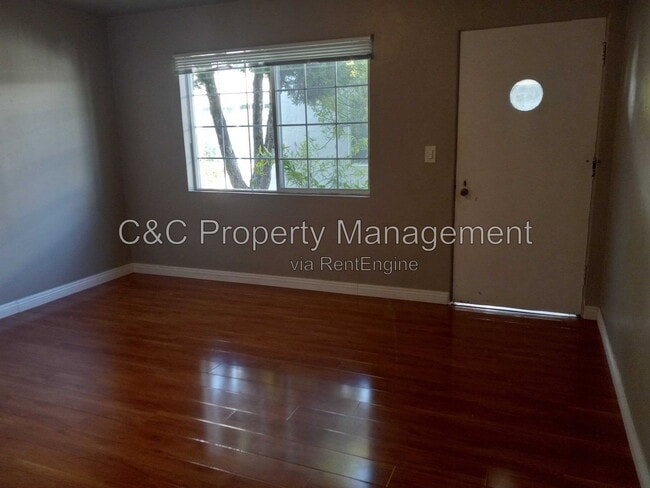 Photo - 116 Maple St Unit Apartment 2