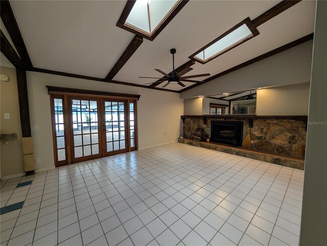 Photo - 1117 Lakemont Dr