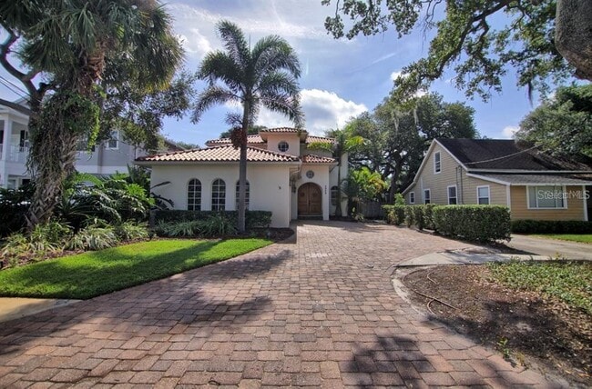 Building Photo - 5908 S Switzer Ave