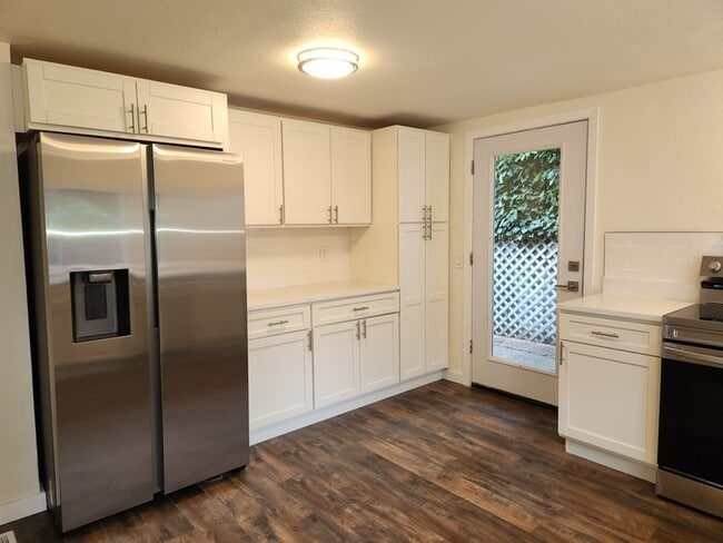 Photo - 2040 NW 196th St