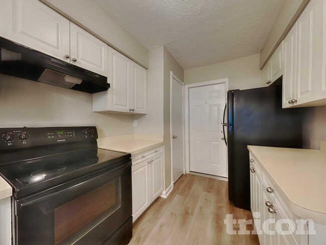 Photo - 13307 Venice Cir