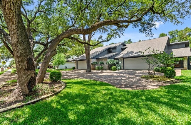 Building Photo - 8606 Mesa Dr Rental