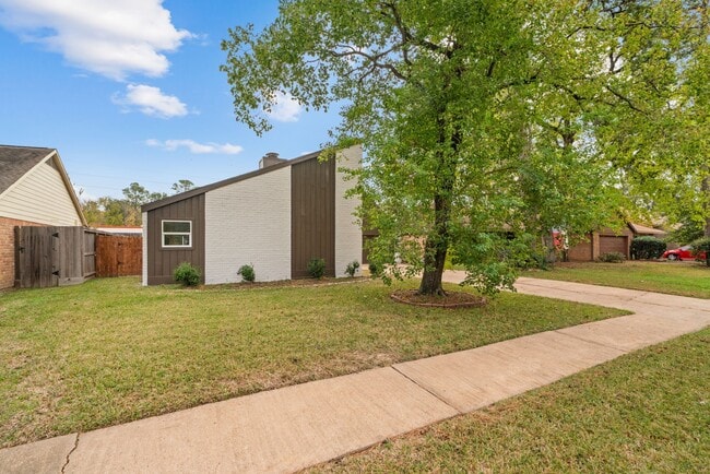 15034 Rose Valley Dr