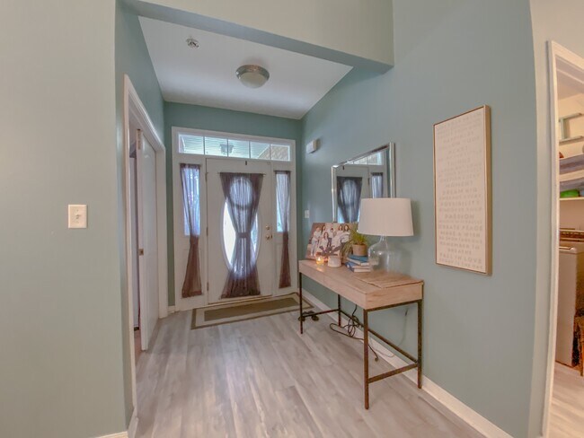 Photo - 115 Secret Harbor Dr