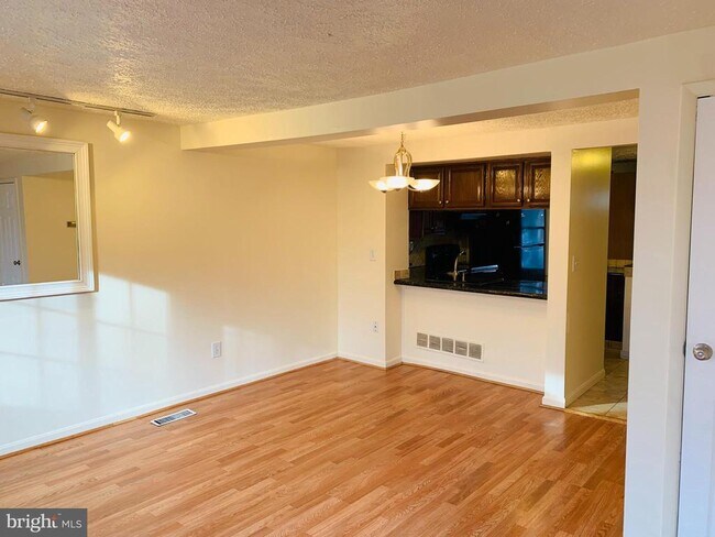 Photo - 12508 Cross Ridge Way