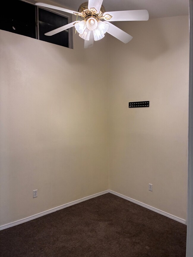 Building Photo - 2309 Giuffrias Ave Unit D
