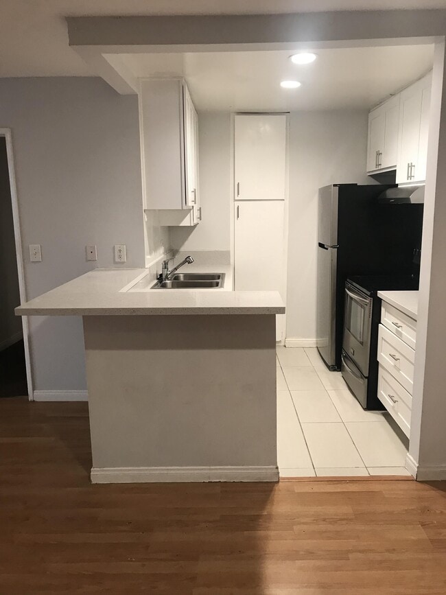 Photo - 8650 Gulana Ave Unit L2163