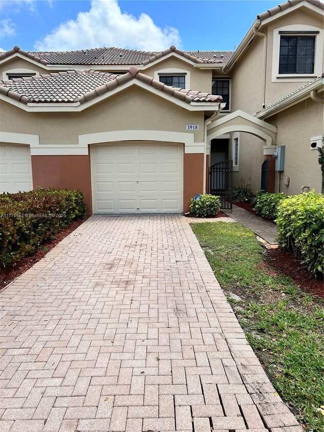 Photo - 3918 Cherry Ln (Weston, FL)