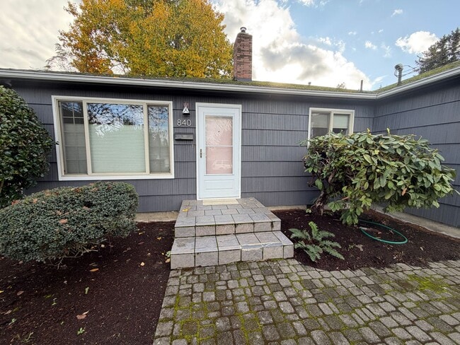 Photo - 3 Bedroom 1 Bath single story home