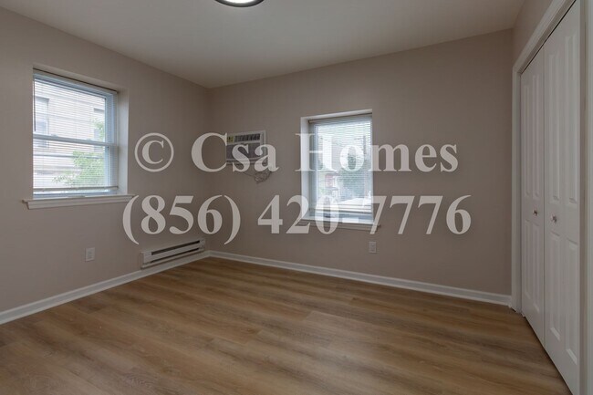 Photo - 602-604-604 Broadway Unidad Apt A