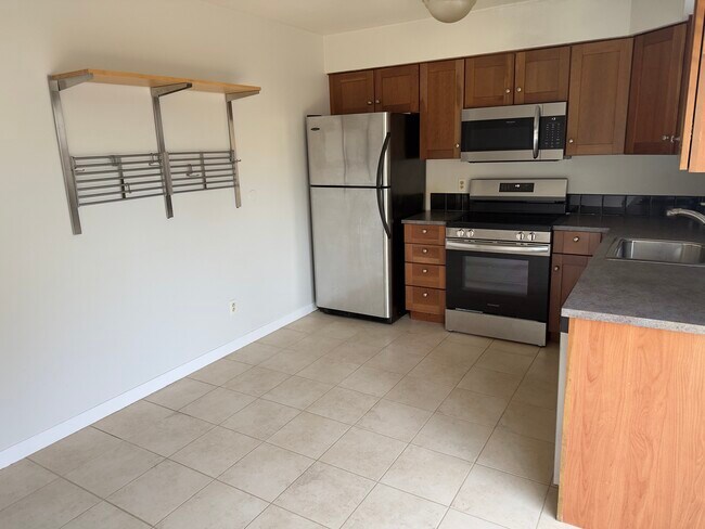 New range 2025 - 1275 NW Jenne Ave