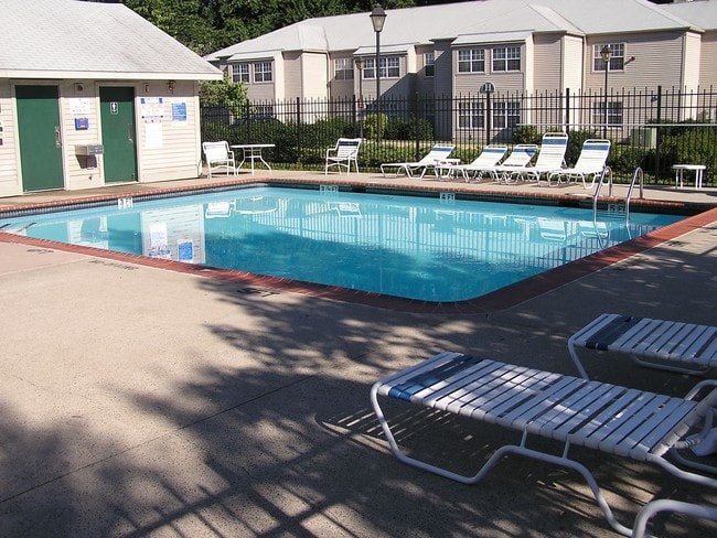 Apartments For Rent In Farmington Ct With Furnished Available Photo Centennial Apartments